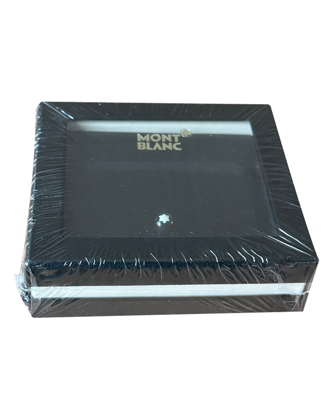 몽블랑 MONTBLANC 몽블랑 카드케이스 119724 / 남성 카드지갑 착용컷