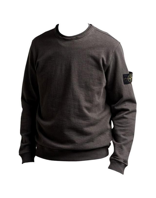 스톤아일랜드 STONE ISLAND 스톤 아일랜드 맨투맨 L1S156100034 S0060 V0165 / 남성 긴팔티셔츠 착용컷