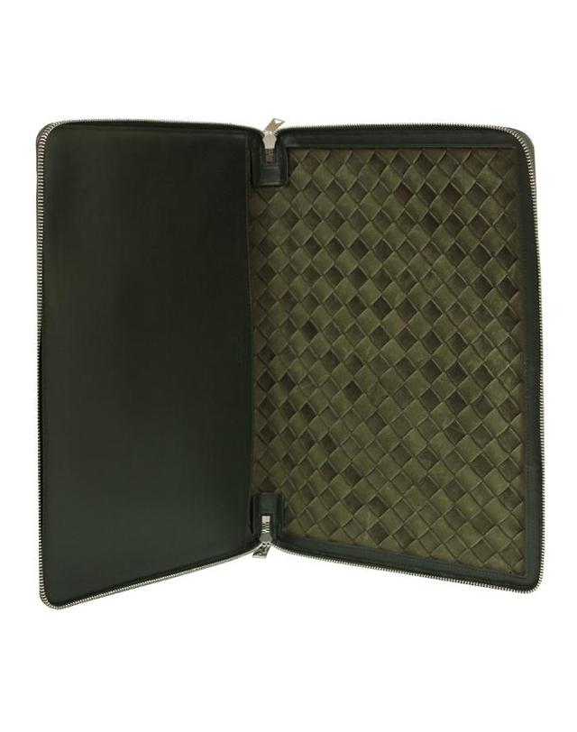 보테가 베네타 BOTTEGA VENETA 보테가 베네타 클러치 676591 V1EC1 3203 / 클러치백 착용컷