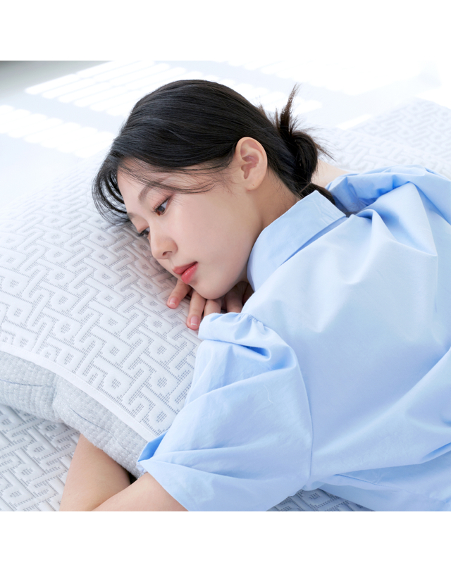 프로젝트슬립 쿨링 베개패드 냉감 여름 베개커버 스몰 착용컷