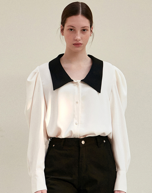 얀13 YAN COLLAR PUFF BLOUSE_CREAM 착용컷