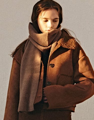 COZY RIBBED MUFFLER_MOCHA