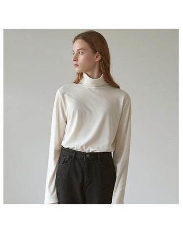 BASIC TURTLENECK KNIT TOP_IVORY