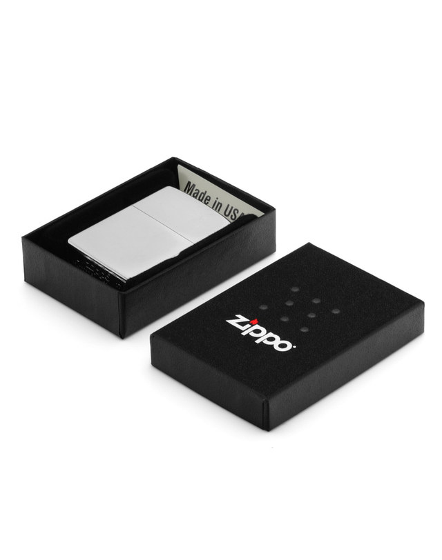 지포 지포 ZP207 클래식 스트릿 크롬 라이터 착용컷