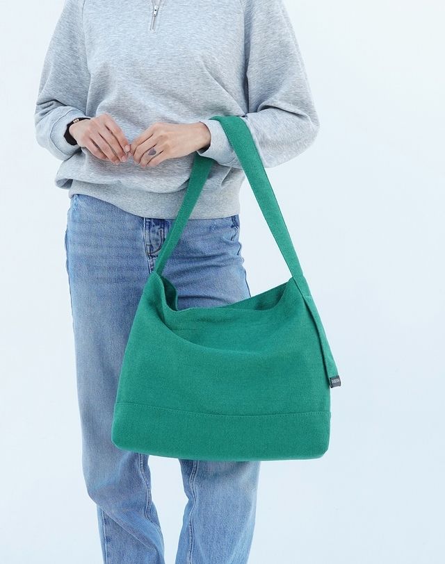파시에라 울터치 빈티지숄더백_P리브라07 착용컷