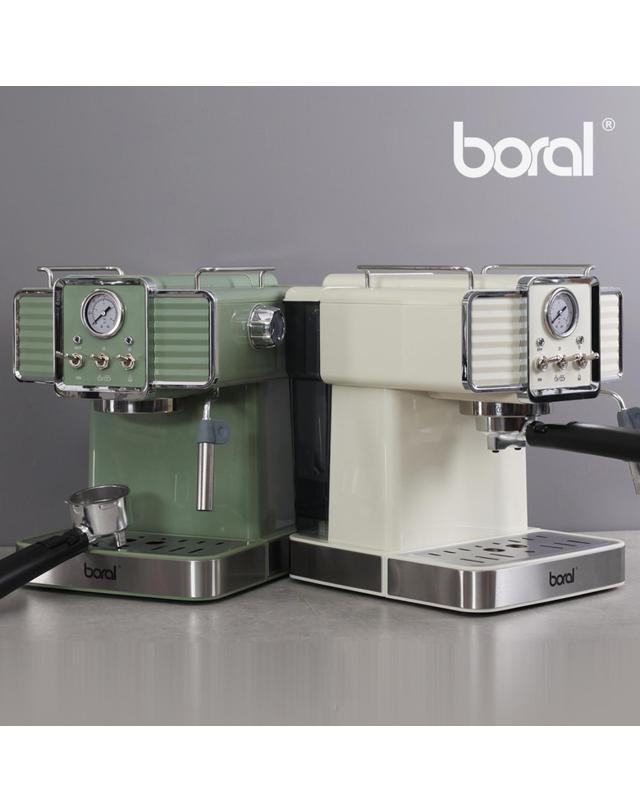 보랄 보랄 더 셰프 에스프레소 커피머신 BR-CM1350G/BR-CM1360 아이보리 착용컷