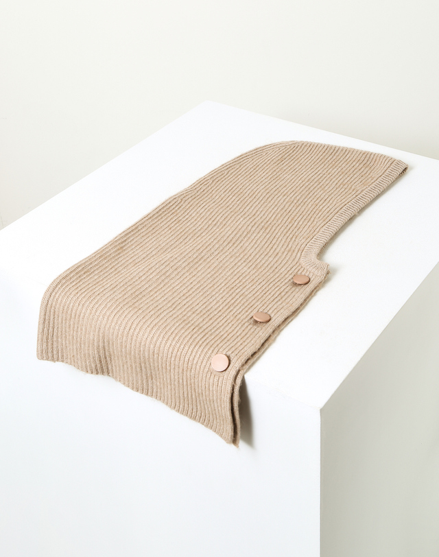 헤지스 액세서리 [백화점BEST][Cashmere Blended] 베이지 캐시미어혼방 바라클라바 착용컷
