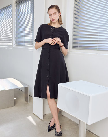 블랙 벨티드 반소매 원피스