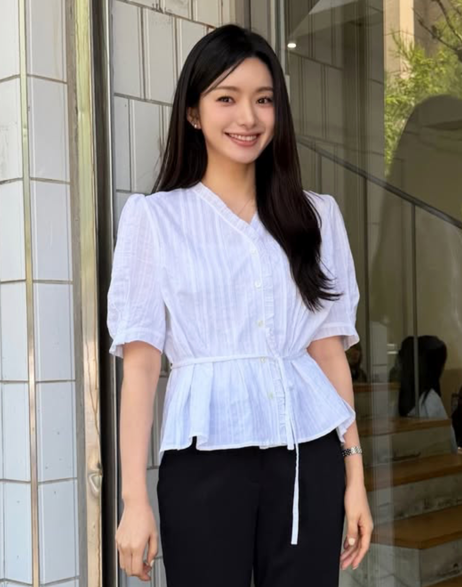 [시즌오프][EXCLUSIVE] 레이스 스트랩 블라우스 화이트