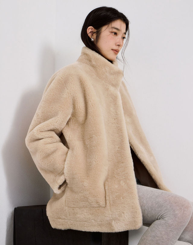 헤지스 여성 [HAVE HAZZYS][EXCLUSIVE] 밍크fur 페이크퍼 자켓 라이트베이지 밝은 베이지 상세