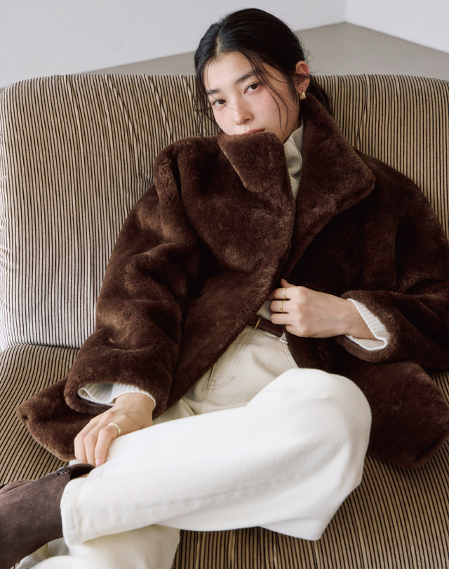 헤지스 여성 [HAVE HAZZYS][EXCLUSIVE] 밍크fur 페이크퍼 자켓 브라운 착용컷