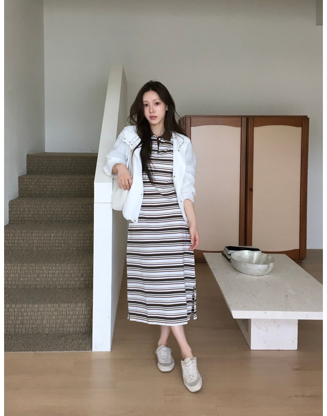 헤지스 여성 멀티 스트라이프 카라 원피스 카키 상세