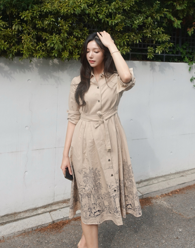 헤지스 여성 [FW Tolile Collection] 뜨왈 패턴 긴팔 원피스 라이트베이지 (벨트 set)  착용컷