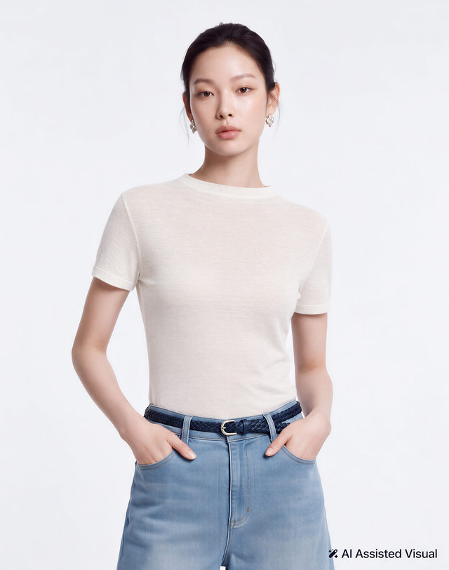 헤지스 여성 [HAVE HAZZYS][EXCLUSIVE] 시스루 모크넥 반팔 티셔츠 아이보리 착용컷