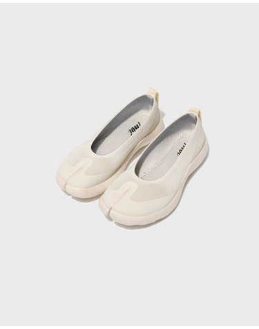 [TABI] 남녀공용 화이트 BALLERINA 스니커즈