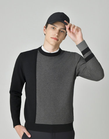 [ONLINE EXCLUSIVE]블랙 남성 컬러 블록 로고 짜임 니트