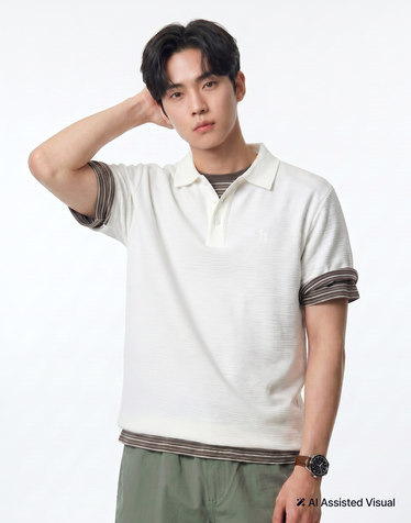 화이트 로고자수 반팔카라티셔츠