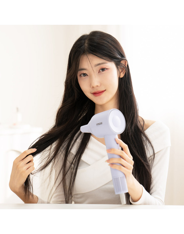 모즈 [MOZ] 모즈 BLDC모터 에어제트 드라이기 MHD-110K 착용컷