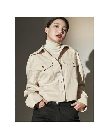BOTH SIDES SUEDE OVERFIT CROP SHIRT