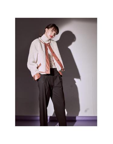 [룬케이브]울 무스탕 레글런 크롭 자켓(WOOL MUSTANG RAGLAN CROP JACKET)
