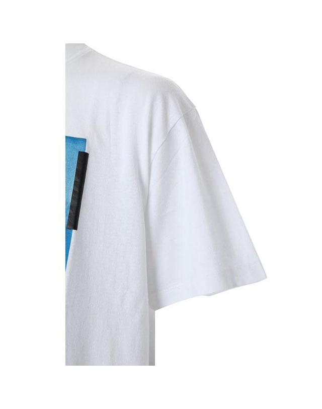 오프화이트 OFF WHITE 오프 화이트 티셔츠 OMAA038R21JER0010110 / 오버핏 반팔티셔츠 착용컷