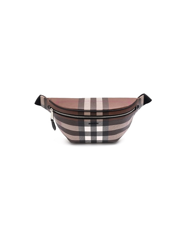 버버리 [BURBERRY] 버버리 브라운 체크 로고 범 백 8052806 착용컷