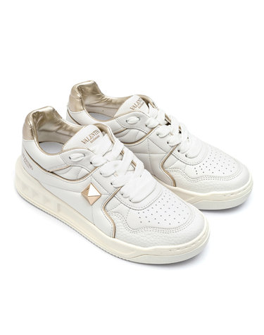 [VALENTINO] 발렌티노 원스터드 로우탑 스니커즈 2W2S0CS4-RUS-L71