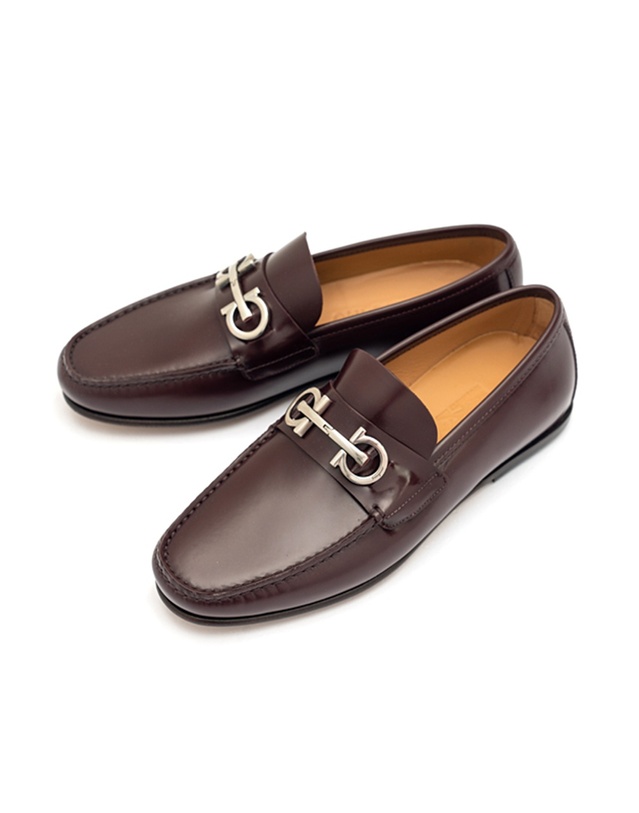 살바토레 페라가모 [FERRAGAMO] 페라가모 간치니 남성 로퍼 GALILEO NERO 758402 착용컷