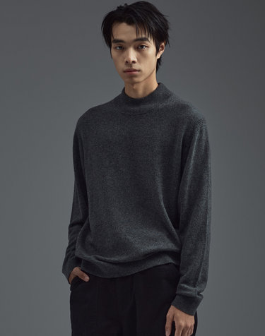 캐시미어 블렌드 모크넥 니트 차콜그레이