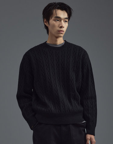 울 블렌드 케이블 라운드넥 니트 블랙