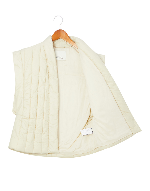 이자벨마랑 크림 벨티드 면혼방 베스트 착용컷