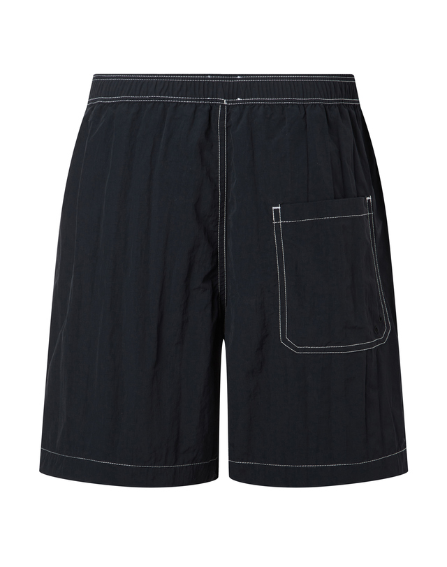 이자벨마랑남성 [ISABEL MARANT MEN] 블랙 스티치장식 밴딩숏팬츠 착용컷