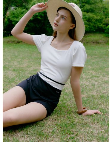 질스튜어트 뉴욕 액세서리 · [랩스커트포함] 아이보리 배색 반팔 투피스 수영복 · 스토어 상품 이미지