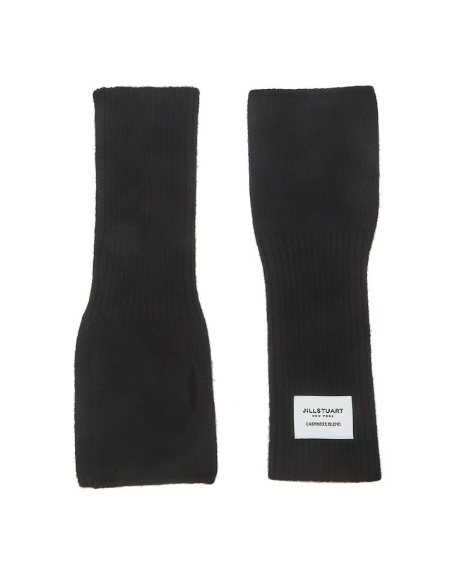 질스튜어트 뉴욕 액세서리 [장갑]블랙 울캐시미어혼방 여자 핸드워머 착용컷