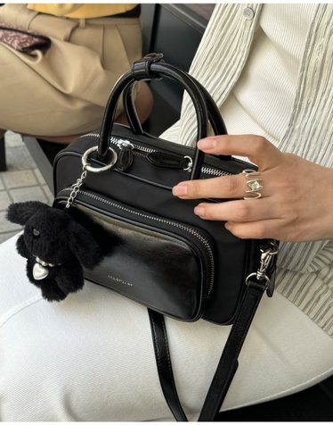 [CITY ESSENTIAL] 블랙 나일론 포켓 포인트 스퀘어 토트백 S