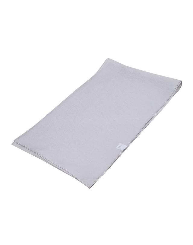질스튜어트 뉴욕 액세서리 라이트 그레이 에어 린 스카프 (Light Gray Air Lin Scarf) 밝은 그레이 착용컷
