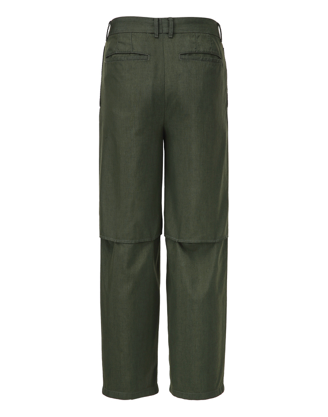 질스튜어트 뉴욕 남성 [CORTI] 다크그린 가먼트다잉 투턱와이드 셋업 팬츠 진한 초록 착용컷