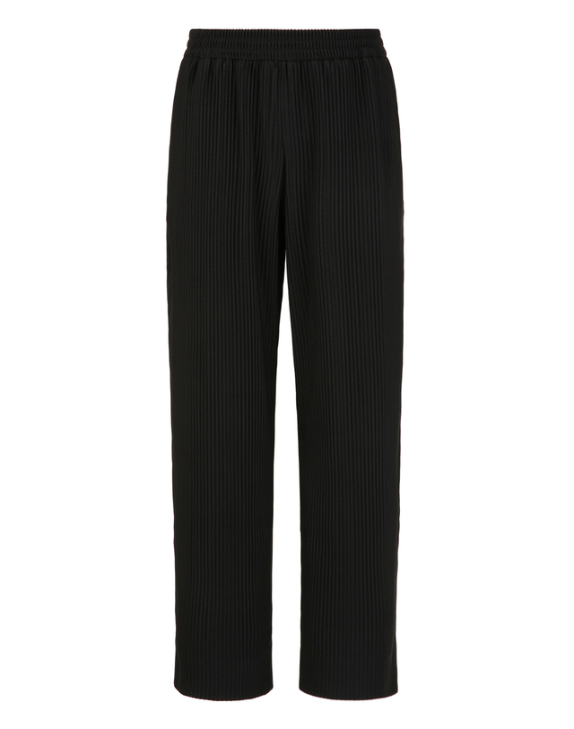 질스튜어트 뉴욕 남성 [Soft Pleats] [LOUNGE-FIT] 플리츠 팬츠 - 블랙 착용컷