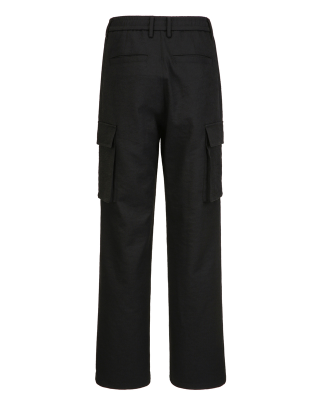 질스튜어트 뉴욕 남성 [THE TWILL] [WIDE-FIT] 트윌 밴딩 카고 팬츠 - 블랙 착용컷