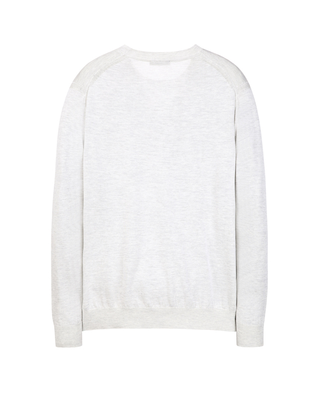 질스튜어트 뉴욕 남성 [ITALY YARN][THE TWILL] 실크 블렌드 크루넥 니트 - 라이트그레이 밝은 그레이 착용컷