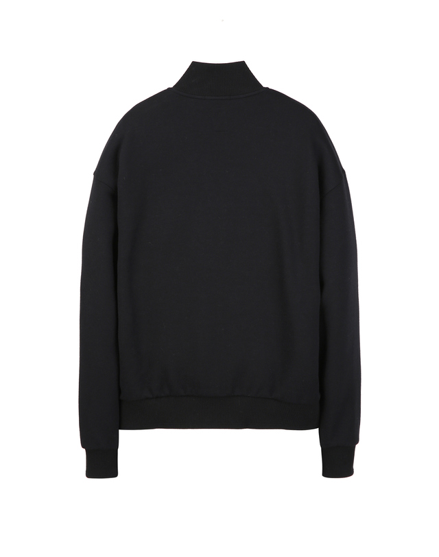질스튜어트 뉴욕 남성 [NEW YORK SWEAT] UrbanShell 트랙집업 - 블랙 착용컷