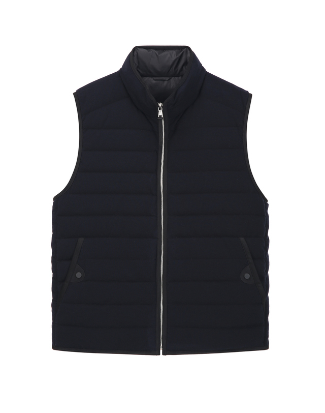 질스튜어트 뉴욕 남성 [THE TWILL] 캐시미어 블렌드 경량 다운 베스트 - 다크네이비 진한 네이비 착용컷