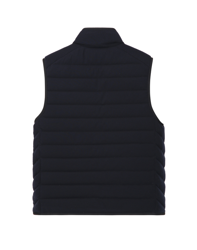 질스튜어트 뉴욕 남성 [THE TWILL] 캐시미어 블렌드 경량 다운 베스트 - 다크네이비 진한 네이비 착용컷