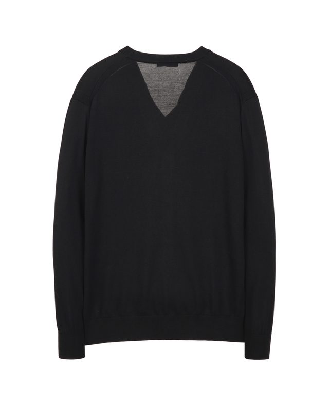 질스튜어트 뉴욕 남성 [ITALY YARN][THE TWILL] 실크 블렌드 니트 가디건 - 블랙 착용컷