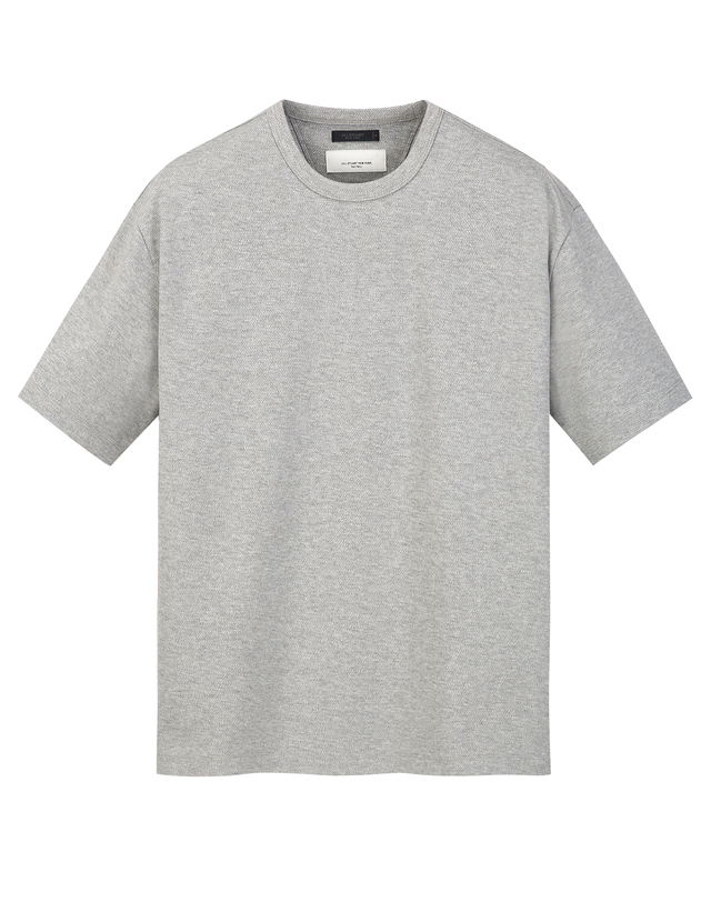 질스튜어트 뉴욕 남성 [SOFT TWILL] 세미오버핏 라운드 티셔츠 - 그레이 착용컷