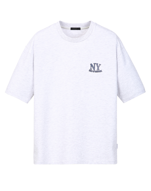 질스튜어트 뉴욕 남성 [NEWYORK PALETTE] SUMMER LEAGUE 그래픽 티셔츠 - 라이트그레이 밝은 그레이 착용컷