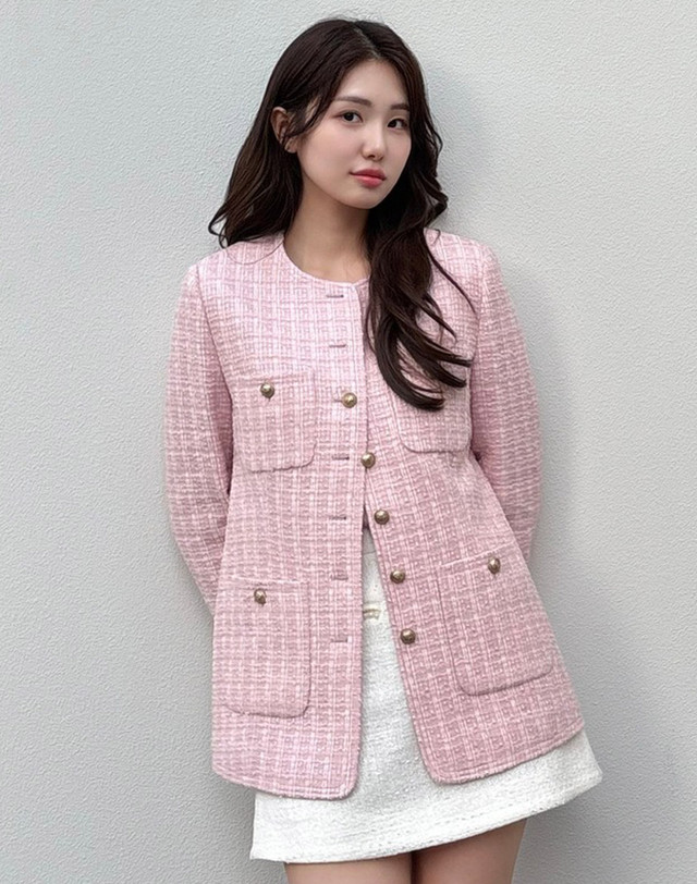 질스튜어트 뉴욕 여성 핑크 글리터 울 혼방 포켓 트위드자켓 밝은 핑크 착용컷