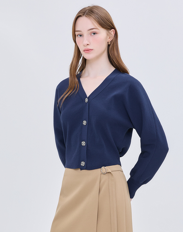 질스튜어트 뉴욕 여성 블루 단색 코튼혼방 가디건 탁한 블루 착용컷
