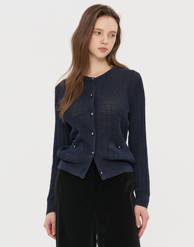 질스튜어트 뉴욕 여성 네이비 글리터장식 코튼혼방 가디건 착용컷