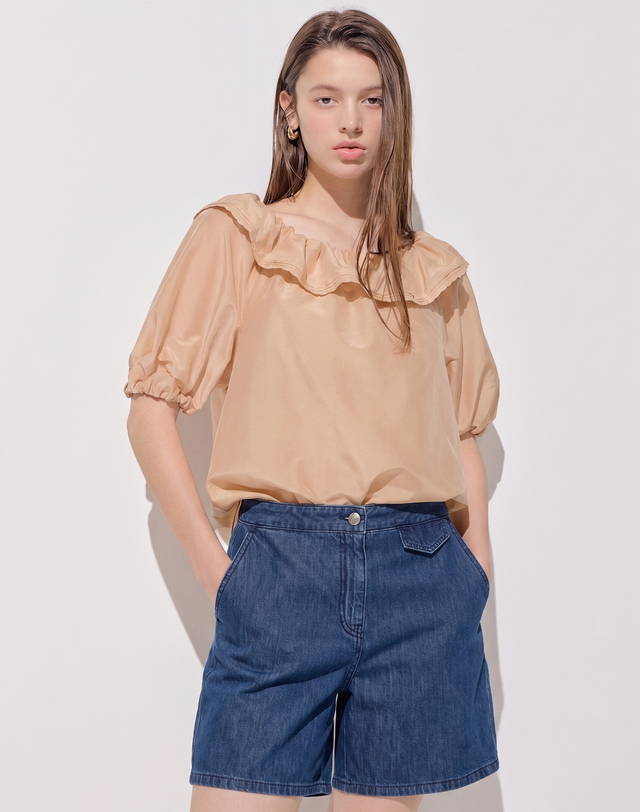 질스튜어트 뉴욕 여성 블루 워싱 면 데님숏팬츠 착용컷